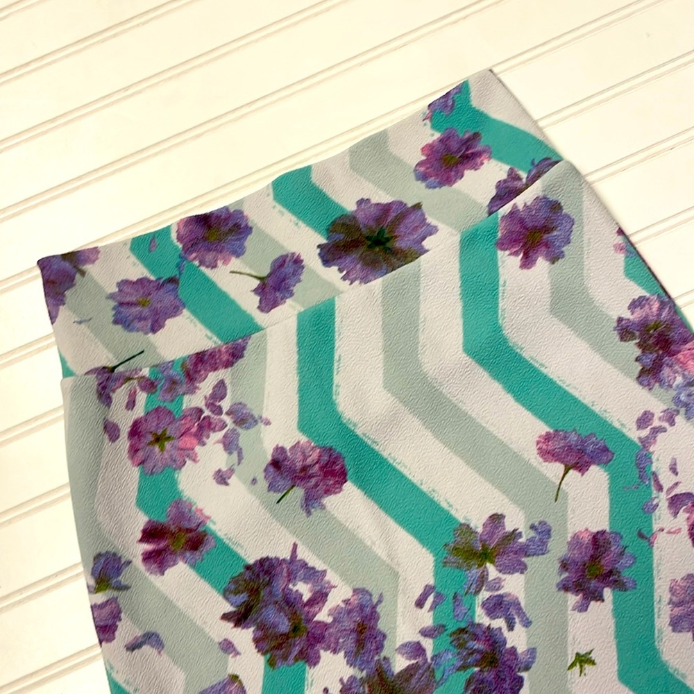 LulaRoe Floral Cassie Pencil Skirt-#1957